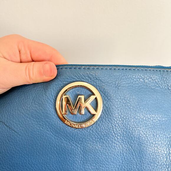 Michael Kors Pebbled Leather Zip Wallet Wristlet Blue - Picture 8 of 8
